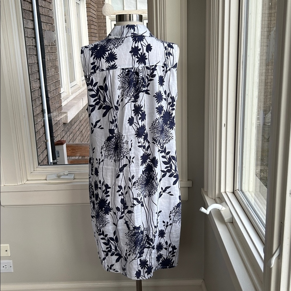 Pretty linen shift dress in navy and white - Picture 4 of 9